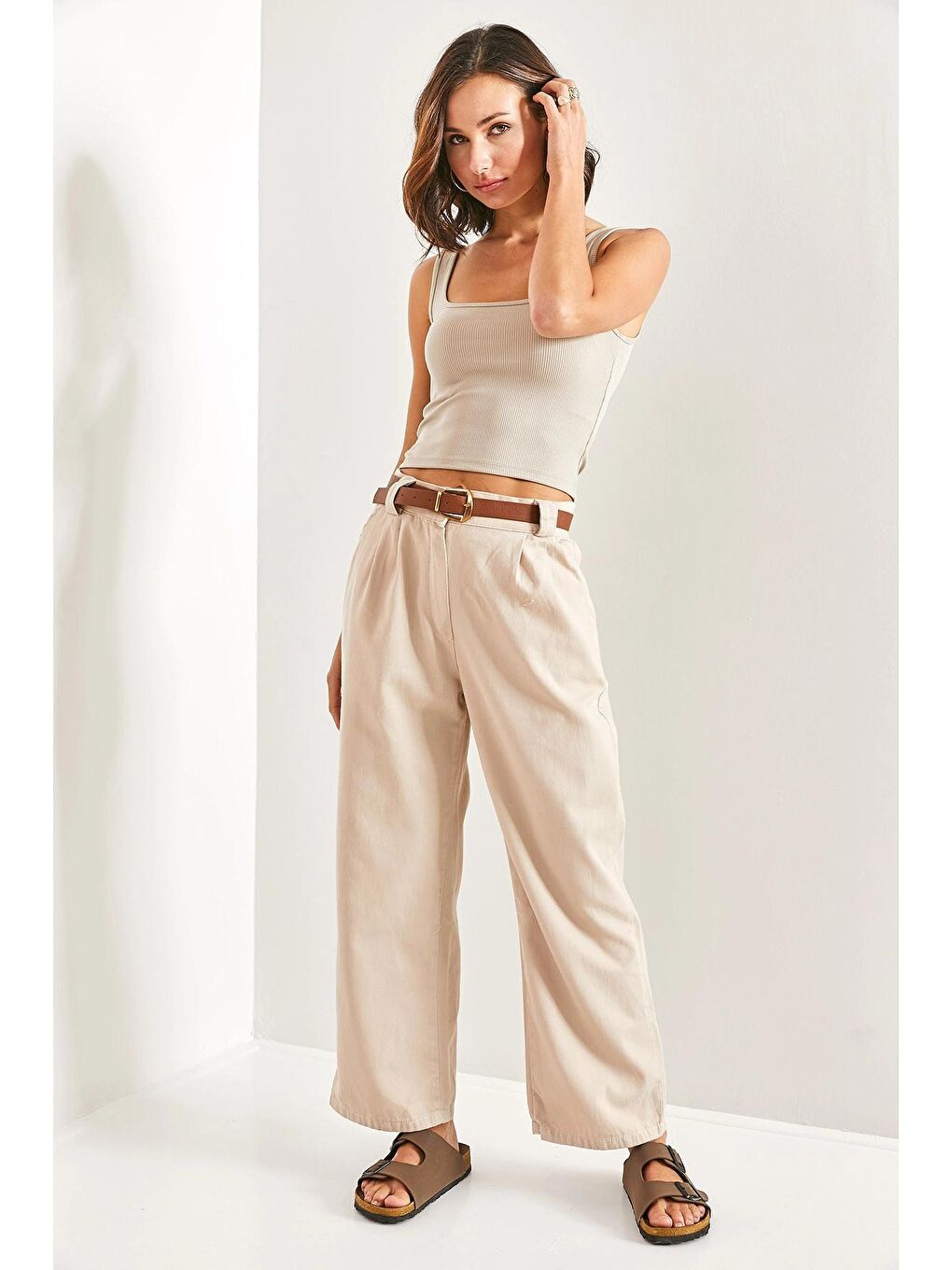 Bej Kadın Kemerli Beli Lastikli Pantolon-3