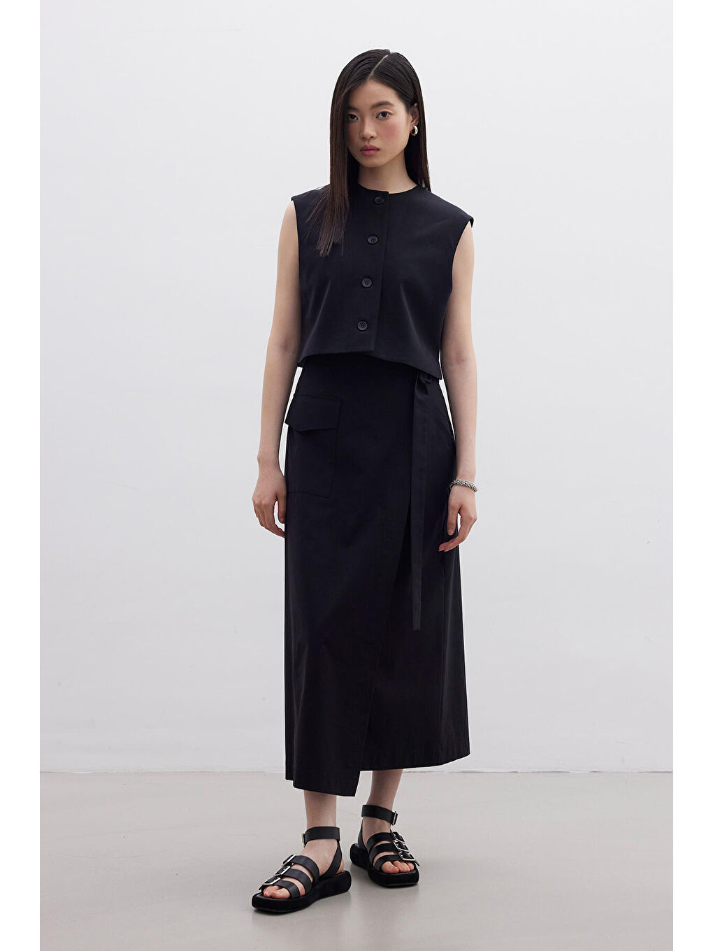 Kruvaze Cep Detaylı Etek Siyah-1