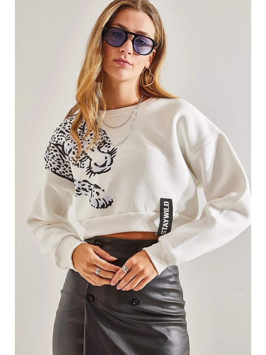 Beyaz Kadın Baskılı Üç İplik Şardonlu Sweatshirt-1