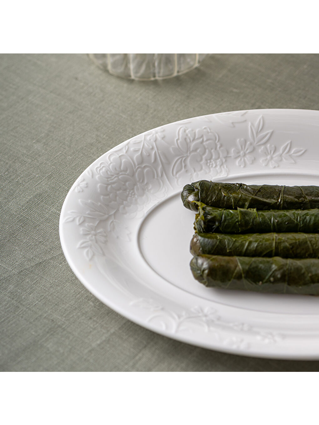 Beyaz Manolya Kayık Tabak 35 cm-3