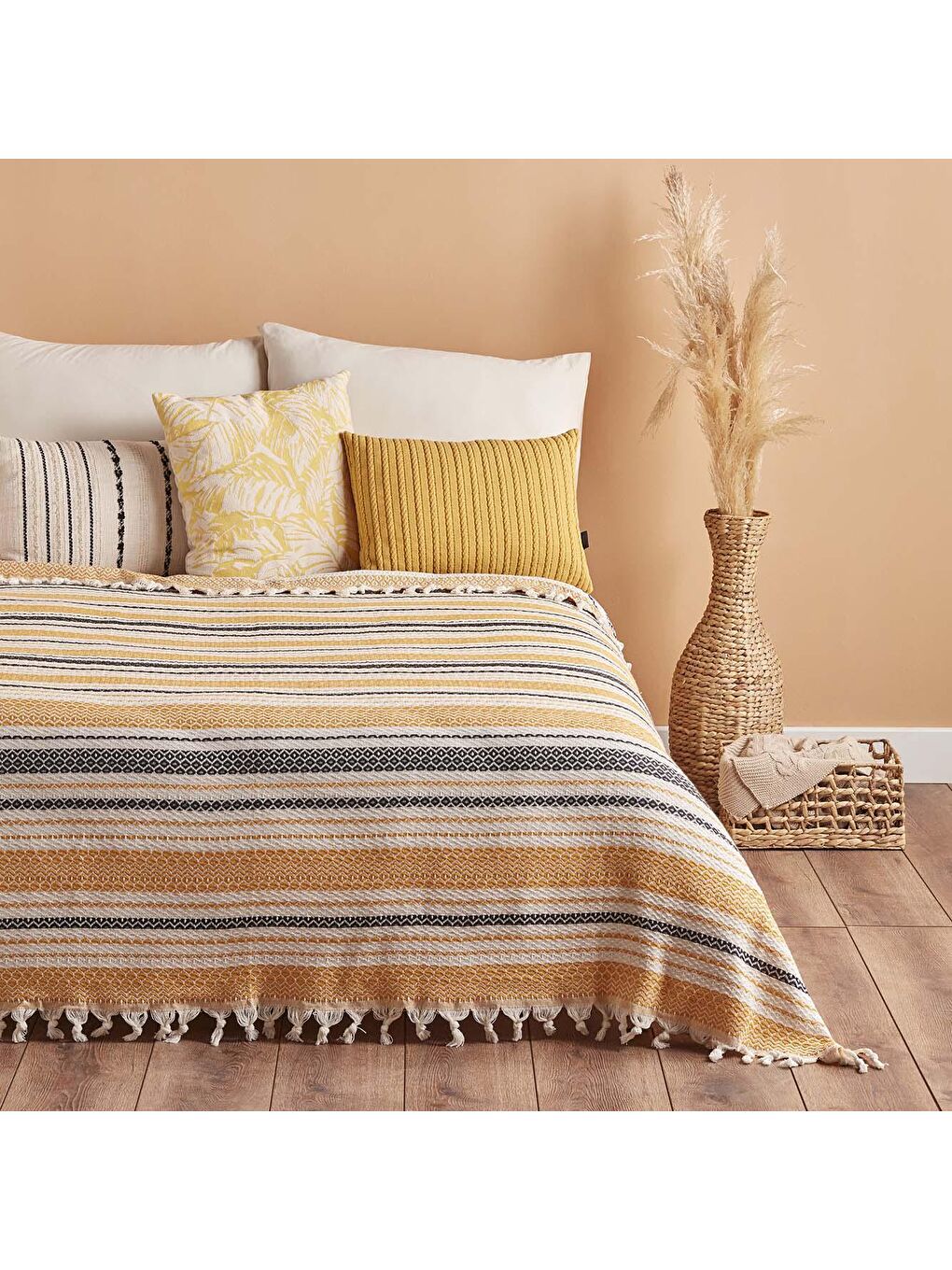 Sarı Linea Tek Kişilik Yatak Örtüsü Hardal