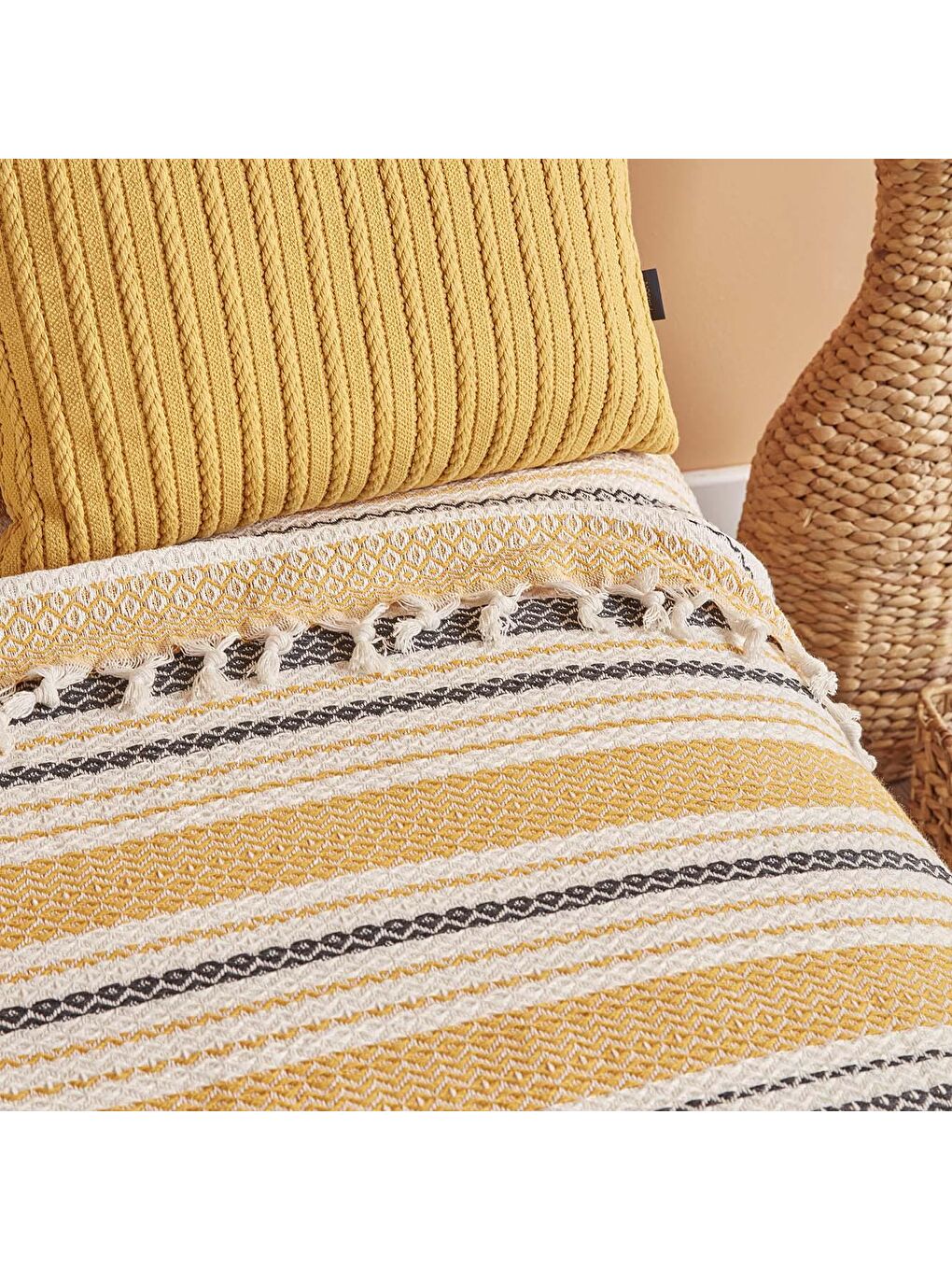 Sarı Linea Tek Kişilik Yatak Örtüsü Hardal-1