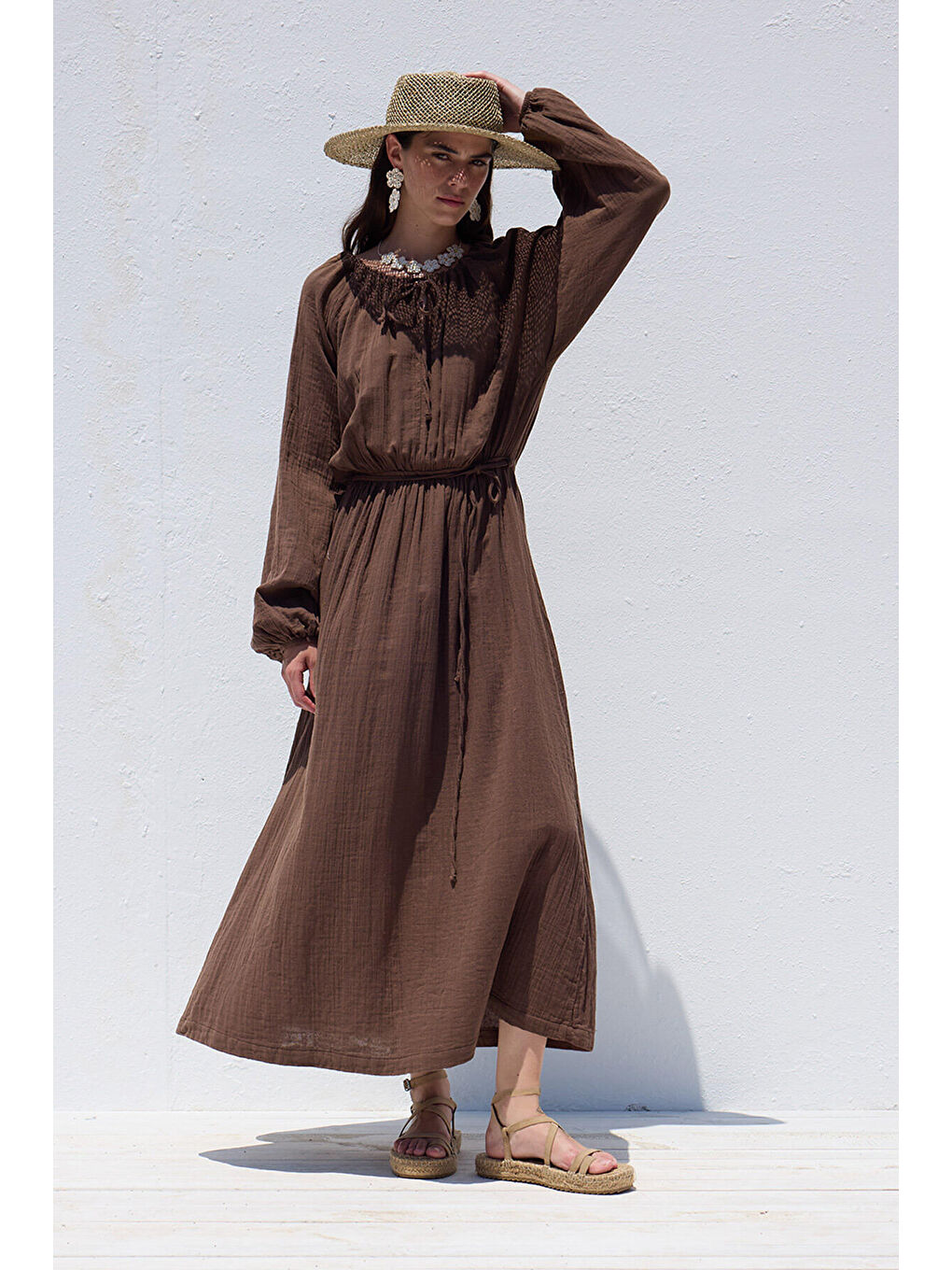 Bağlama Detaylı Muslin Elbise Kahverengi-1