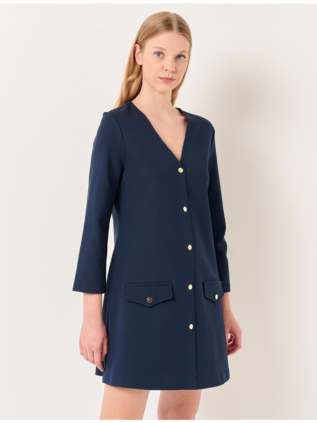 Lacivert V Yaka Uzun Kollu Düğmeli Mini Elbise-2
