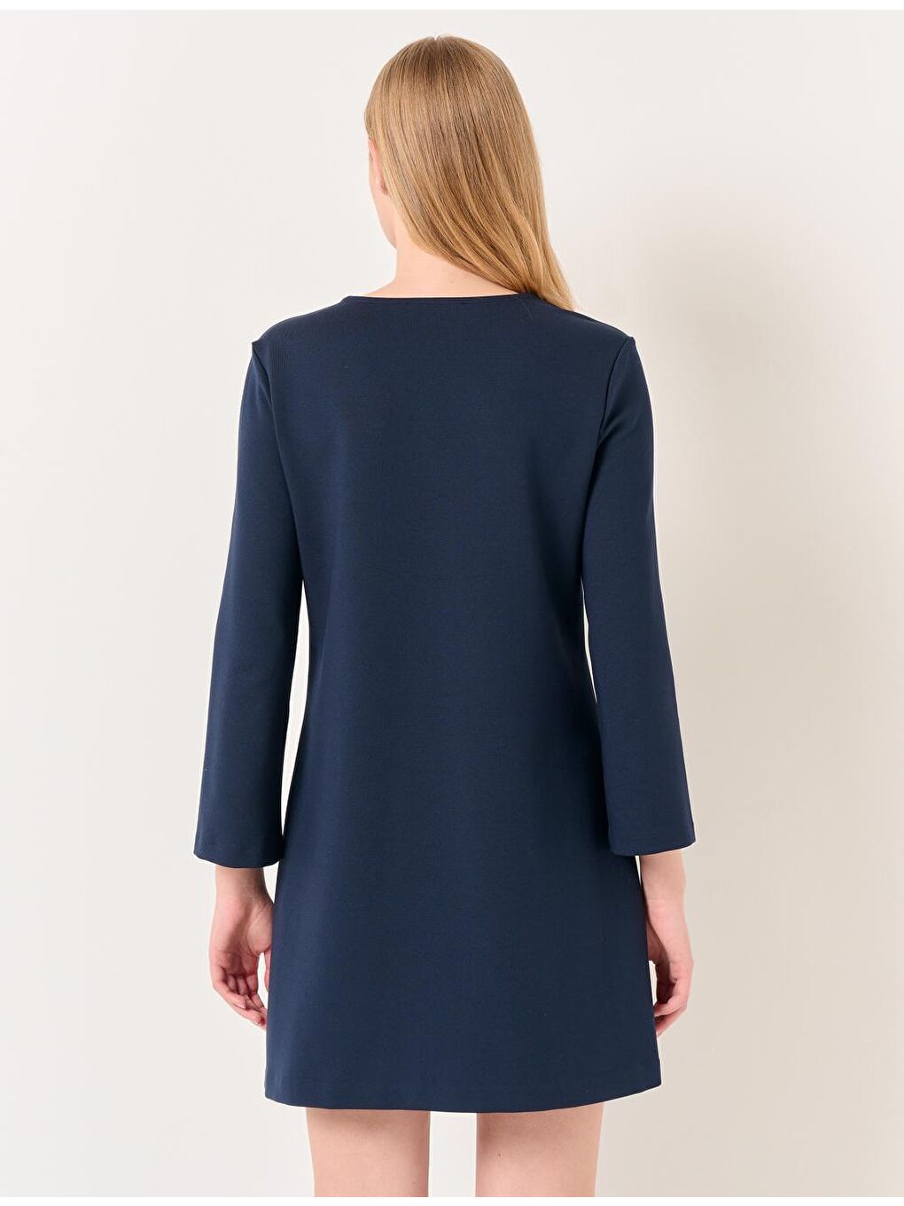 Lacivert V Yaka Uzun Kollu Düğmeli Mini Elbise-4