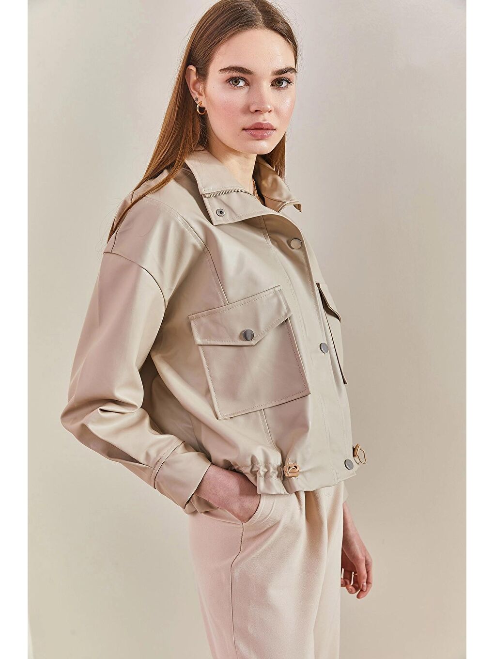 Bej Kadın Lastikli Deri Ceket-2