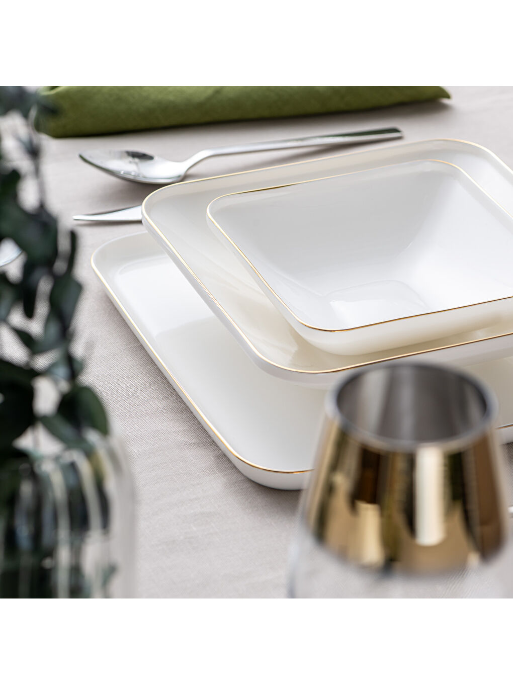 Beyaz Nadide 18 Parça 6 Kişilik Kare Yemek Takımı Gold-5