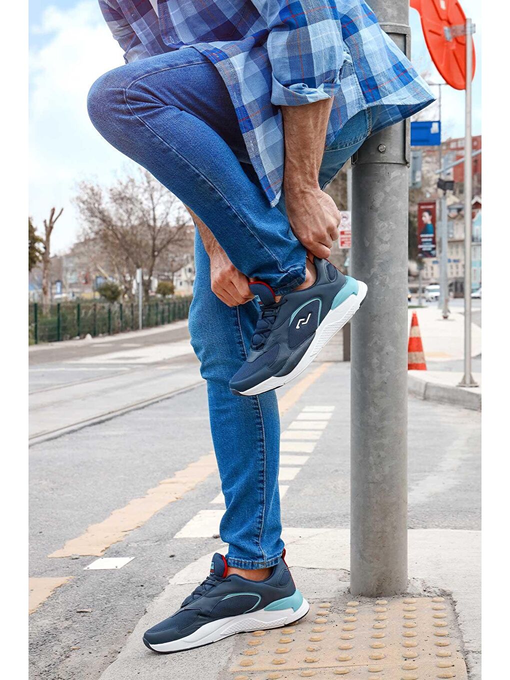 27462 Lacivert - Kırmızı Erkek Günlük Spor Ayakkabı-4