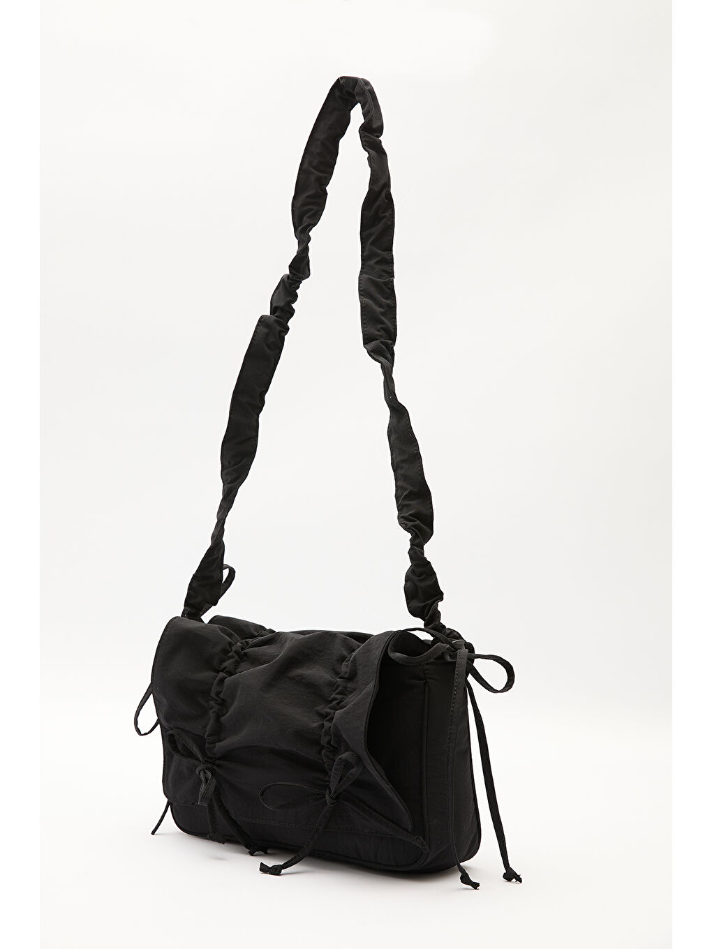 Büzgü Detaylı Omuz Çantası Siyah-3