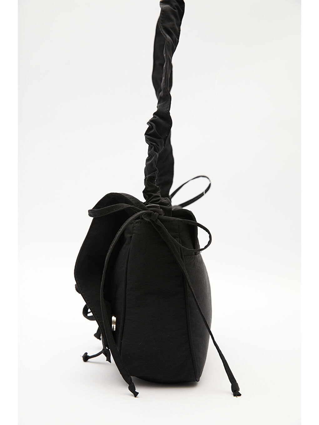 Büzgü Detaylı Omuz Çantası Siyah-5