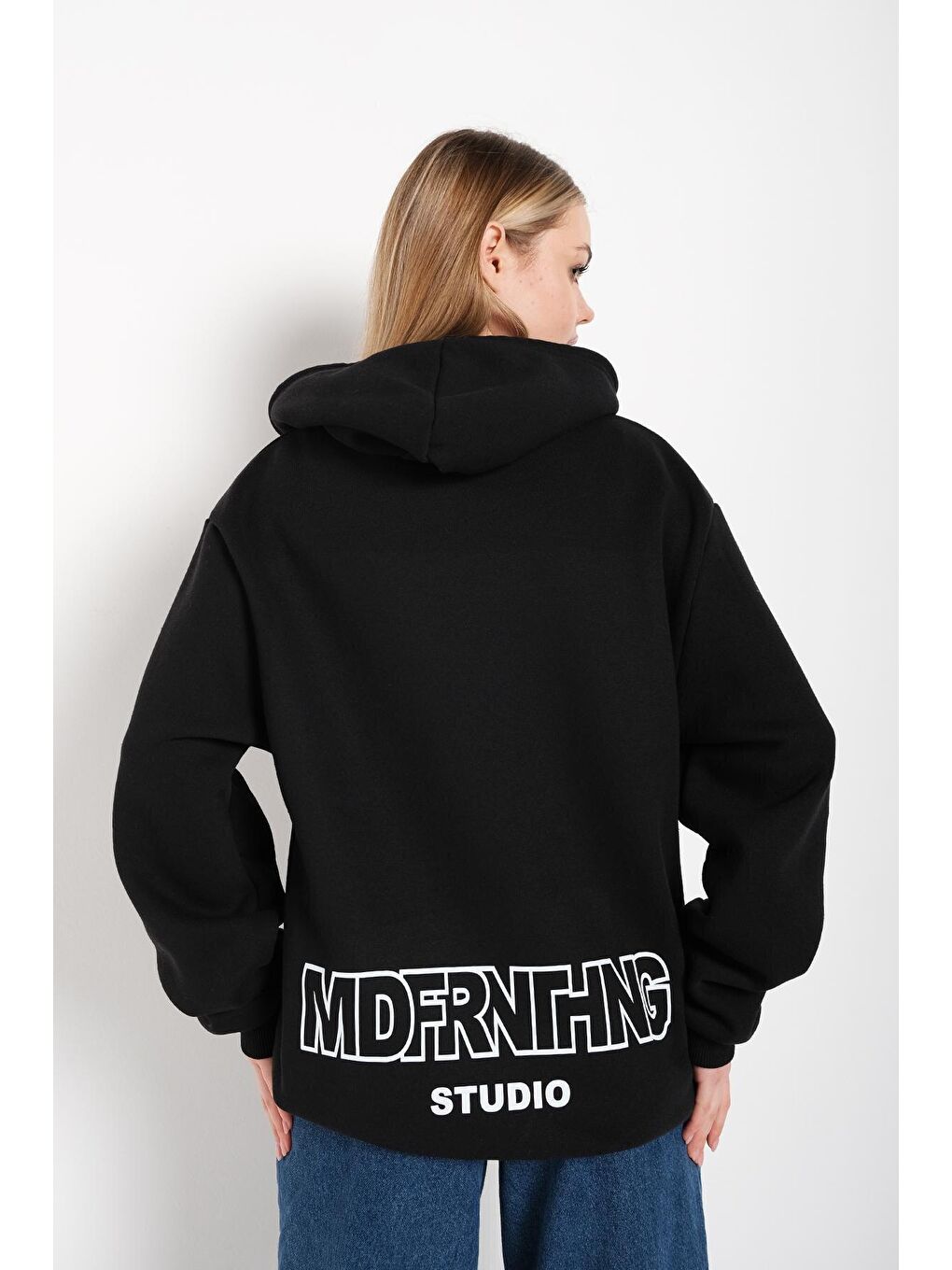 Trendseninle Siyah Kadın SİYAH Mad For Nothing Baskılı Oversize Kapüşonlu Sweatshirt