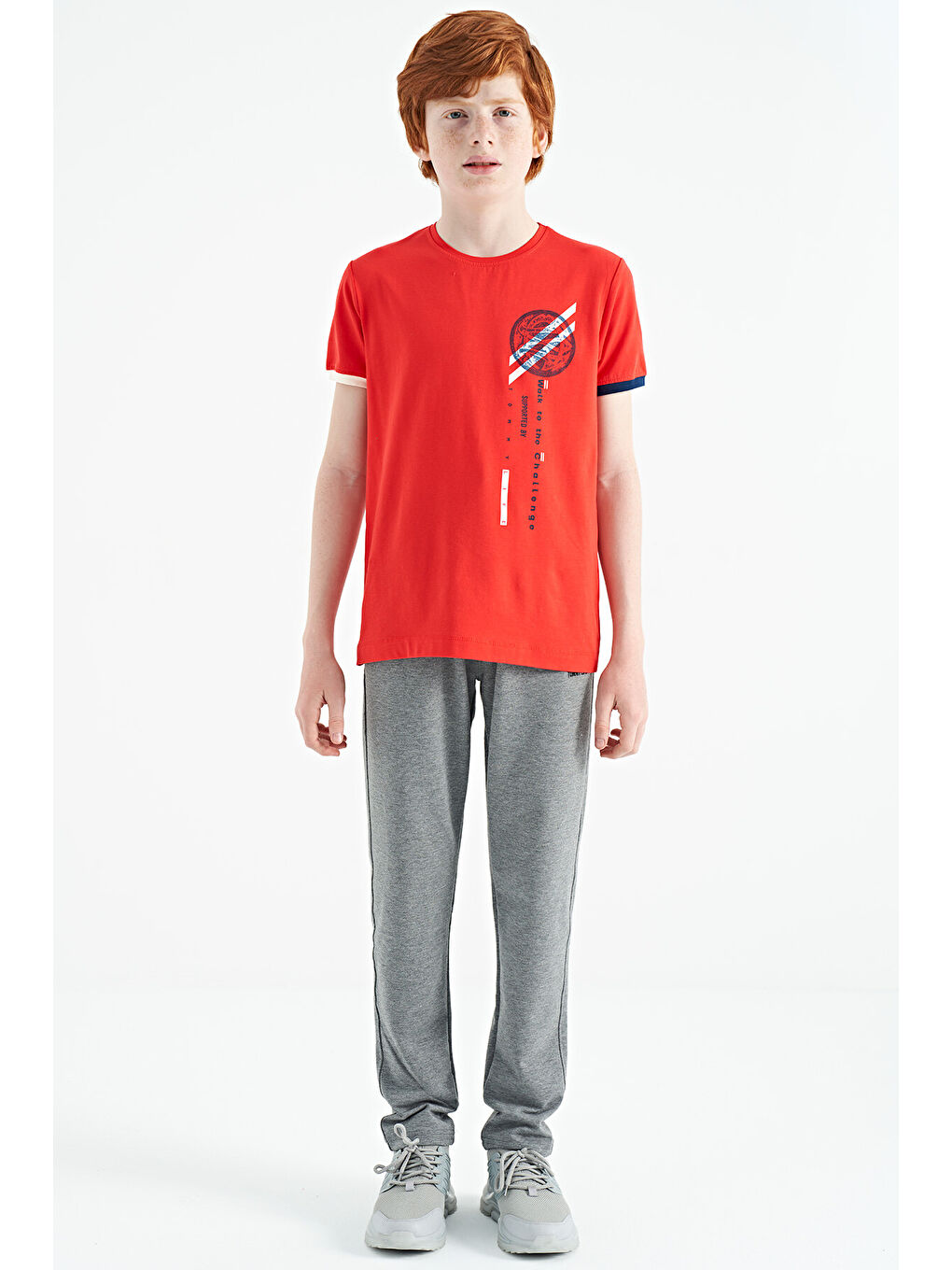 Kırmızı Fiesta Baskı Detaylı O Yaka Standart Kalıp Erkek Çocuk Tişört - 11131-1