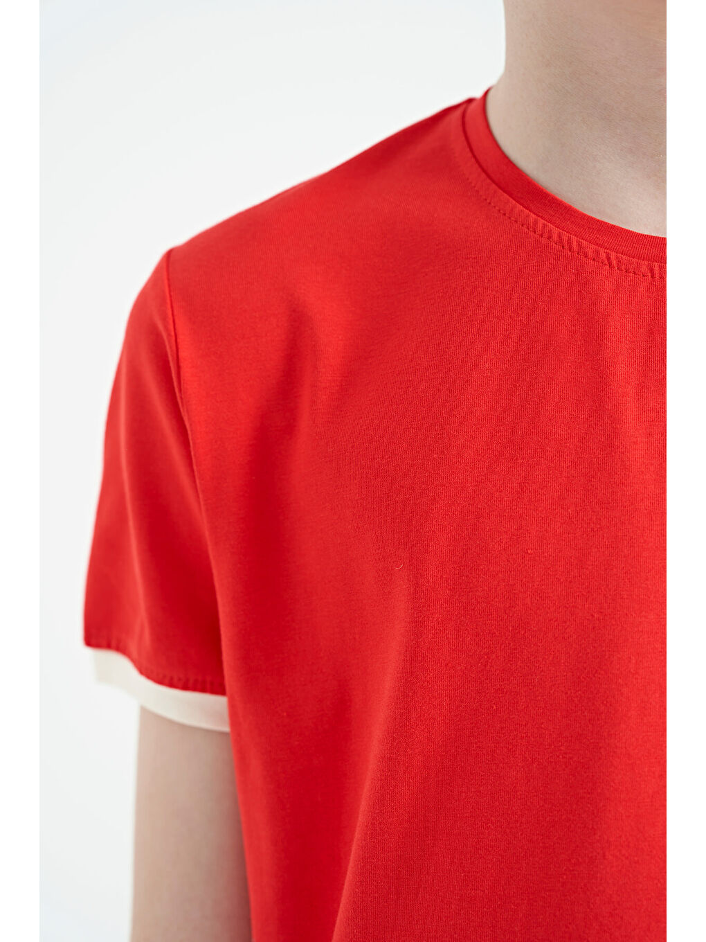 Kırmızı Fiesta Baskı Detaylı O Yaka Standart Kalıp Erkek Çocuk Tişört - 11131-4