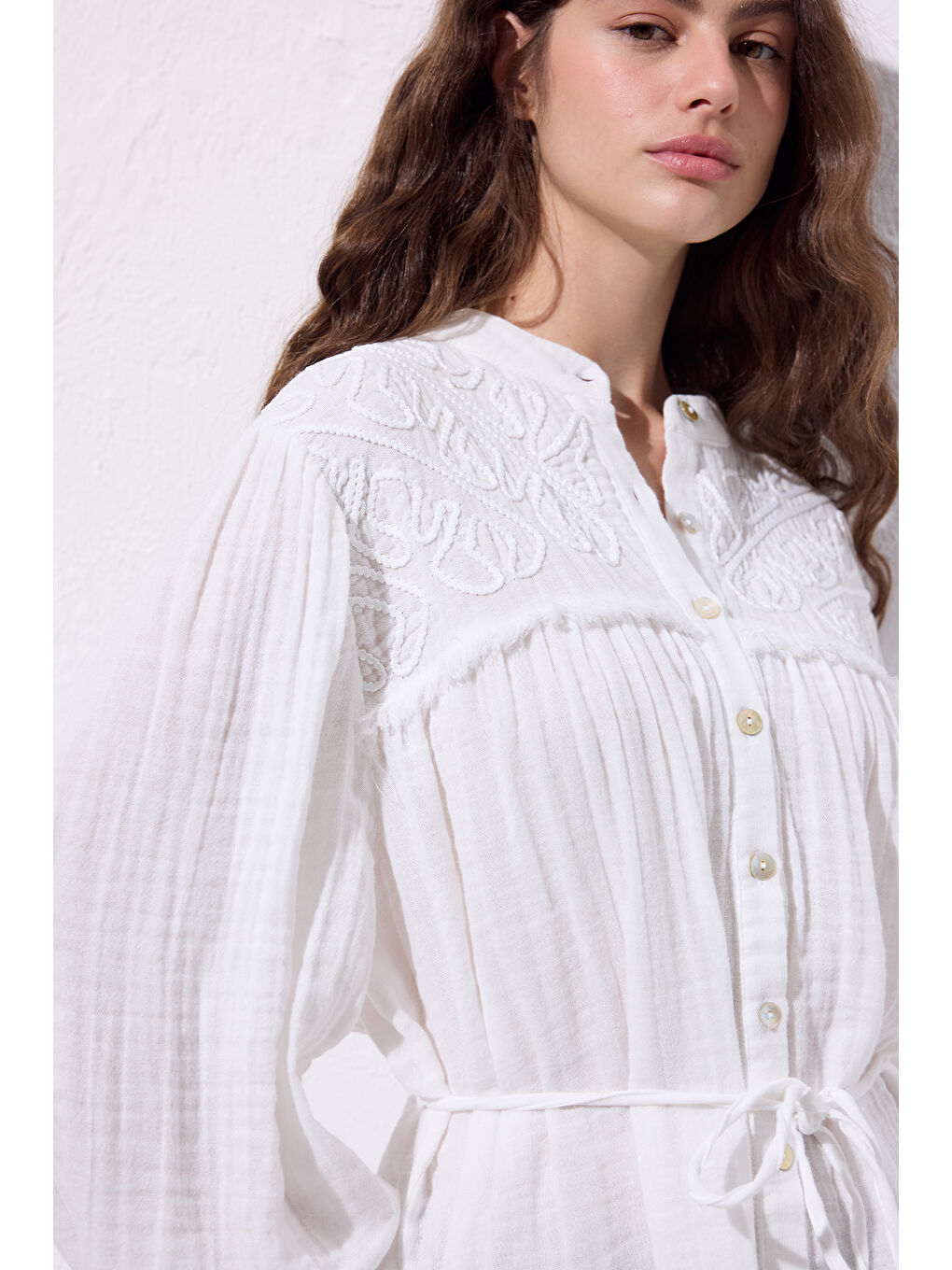 Müslin İşlemeli Gömlek Ekru-2