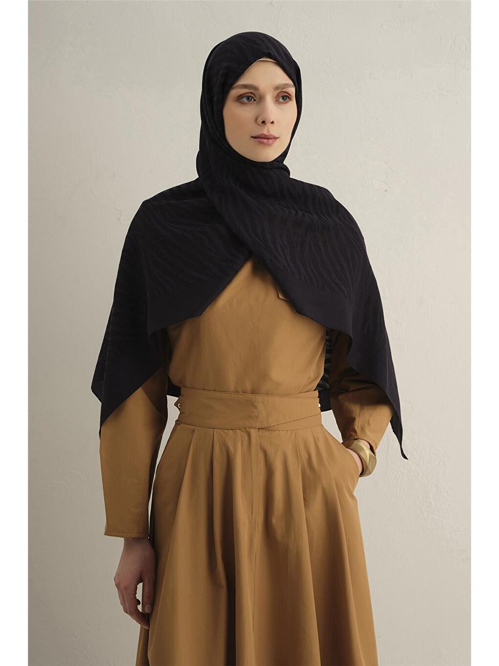 Siyah Pamora Zebra Desen Şal 1 03