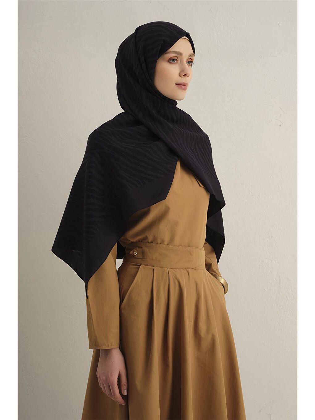 Siyah Pamora Zebra Desen Şal 1 03-1