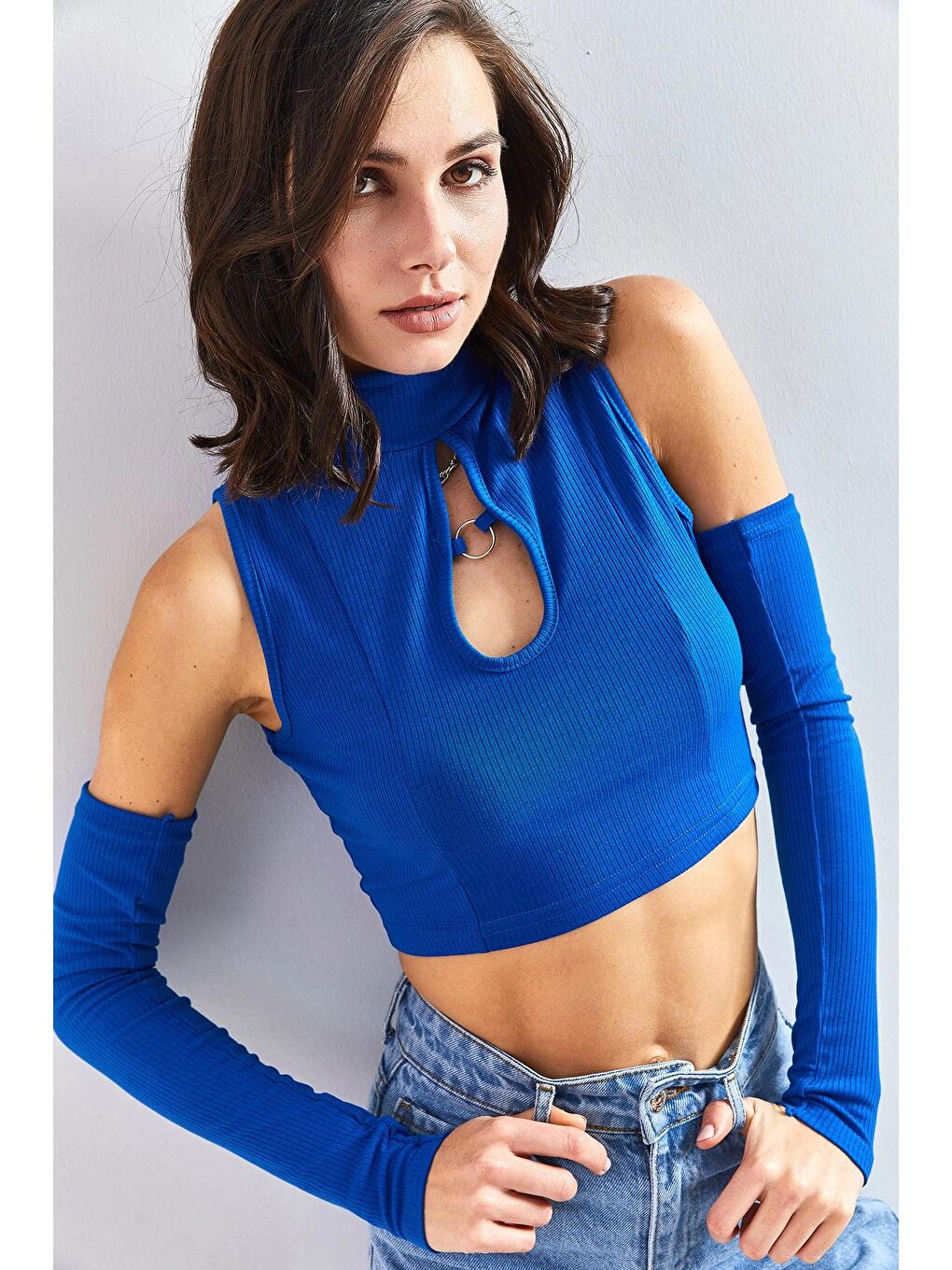 Mavi Kadın Boğaz Halkalı Kol Detaylı Bluz-1