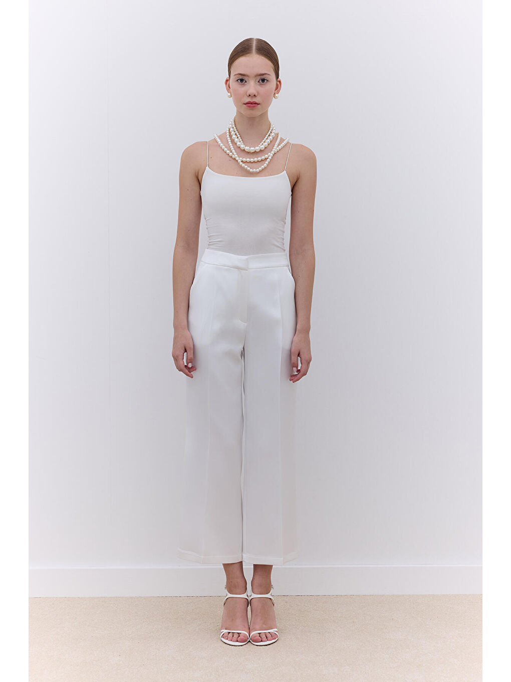 Saten Düz Paça Pantolon Ekru-1