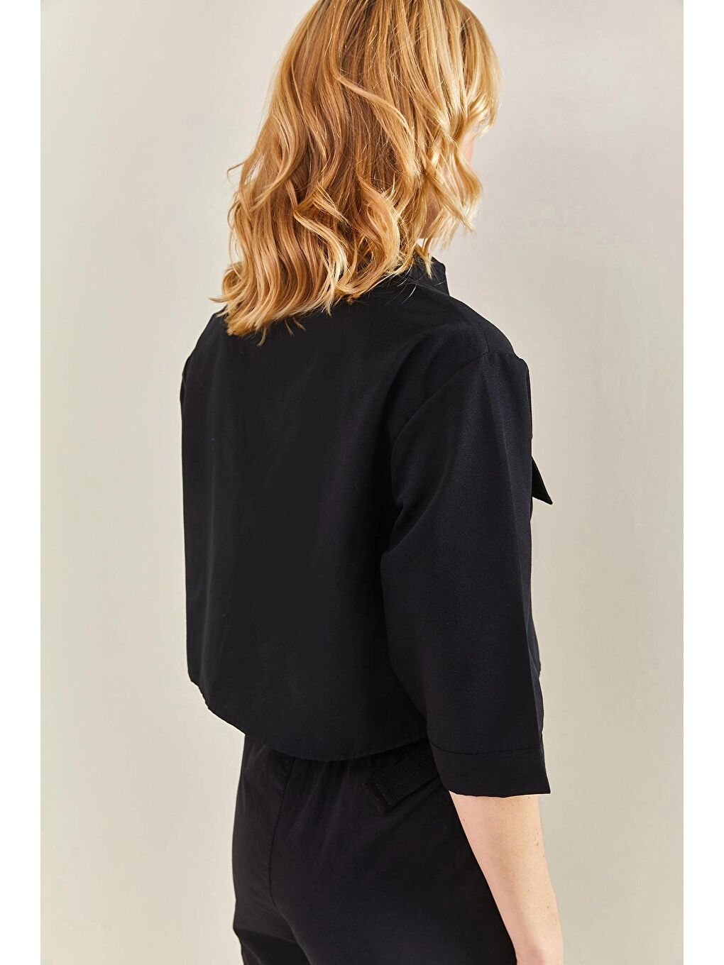 Siyah Kadın Armalı Kapaklı Crop Gömlek-2