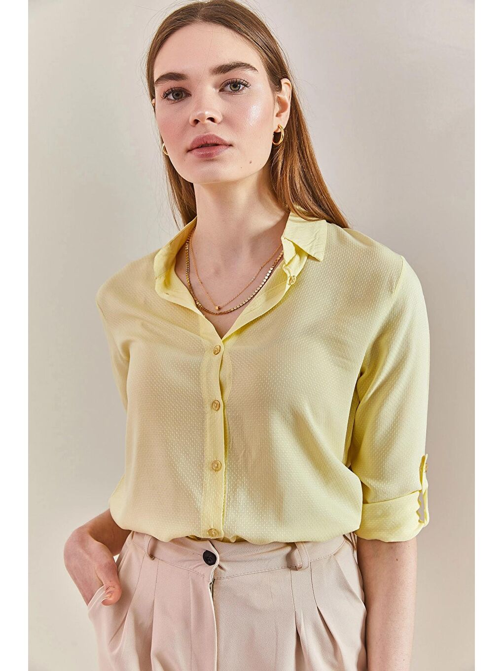 Sarı Kadın Jakarlı Kol Katlamalı Gömlek-3