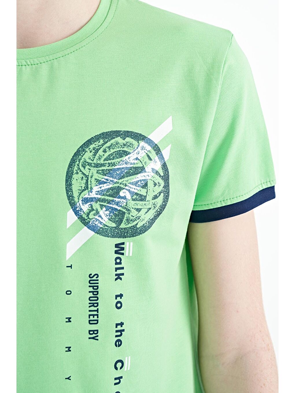 Neon Yeşil Baskı Detaylı O Yaka Standart Kalıp Erkek Çocuk Tişört - 11131-2