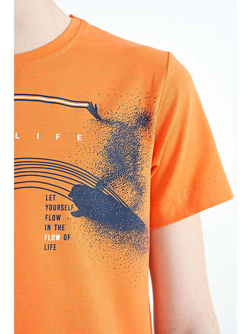 Turuncu Oranj Baskı Detaylı Standart Kalıp O Yaka Erkek Çocuk Tişört - 11133-4