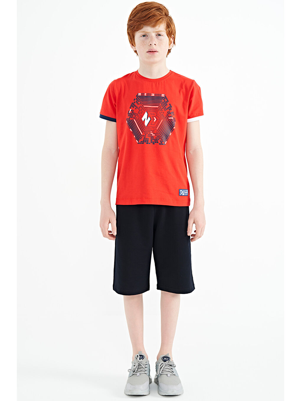 Kırmızı Fiesta Kol Ucu Renkli Detaylı Baskılı Standart Kalıp Erkek Çocuk Tişört - 11156-1