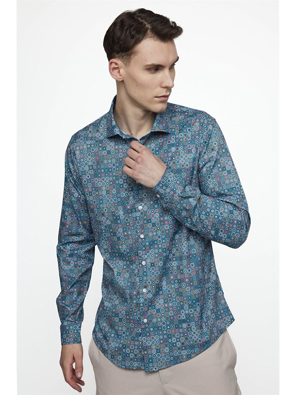 Siyah Slim Fit Dar Kesim Uzun Kollu Elastanlı Baskılı Yüksek Yaka Erkek Renkli Gömlek-1