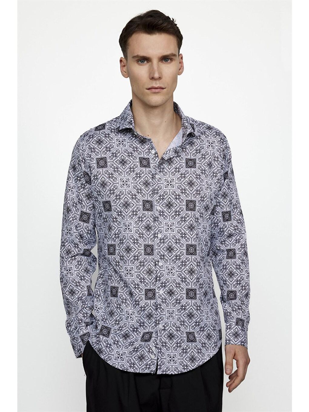 Siyah Slim Fit Dar Kesim Uzun Kollu Elastanlı Baskılı Yüksek Yaka Erkek Çok Renkli Gömlek