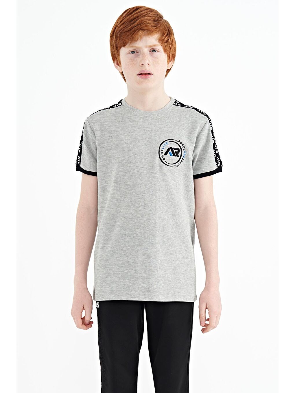 Gri Melanj Omuz Baskı Detaylı Standart Kalıp O Yaka Erkek Çocuk Tişört - 11121-1