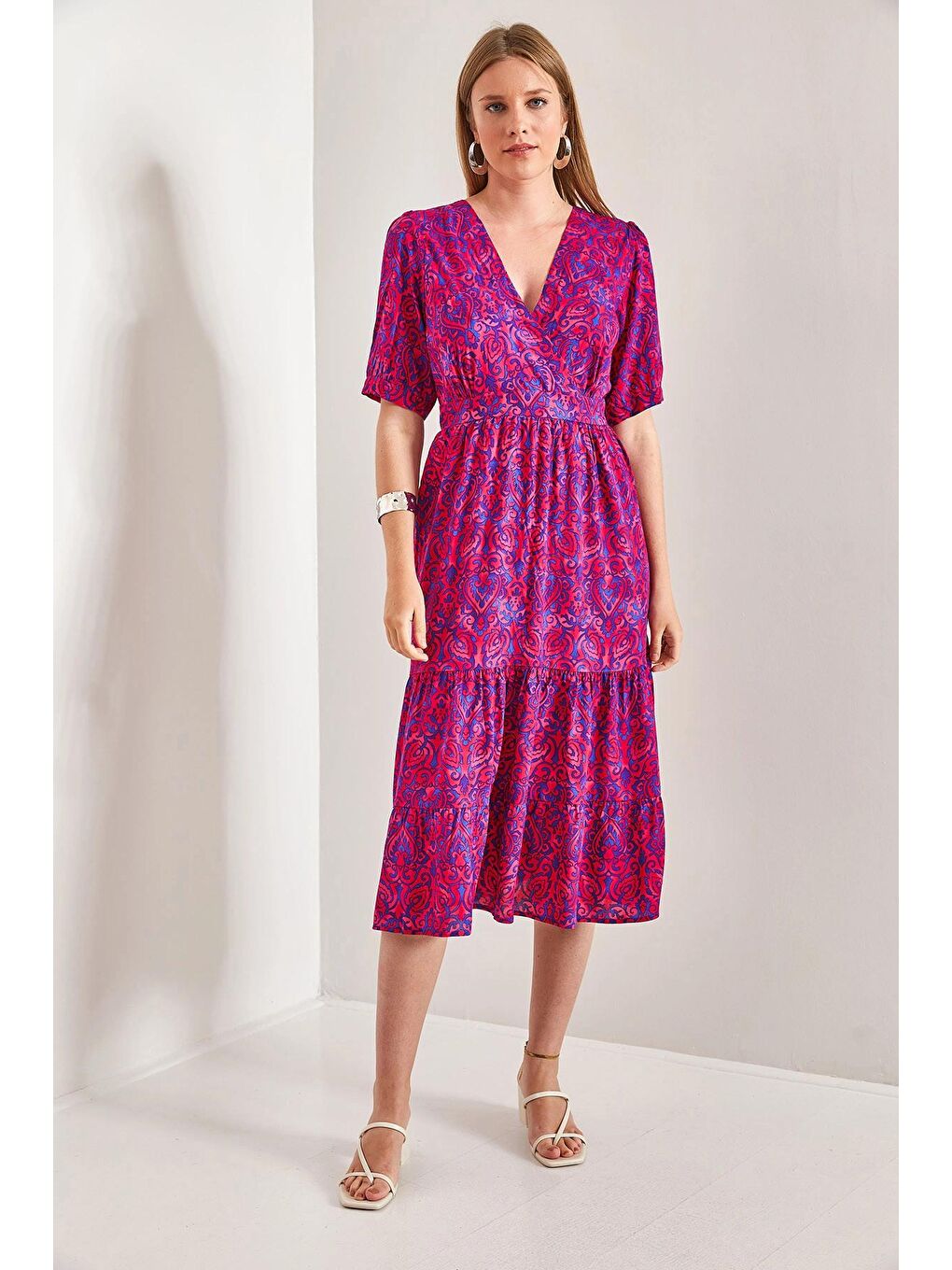 Kırmızı Kadın Kısa Kol Kruvaze Yaka Viskon Elbise-3