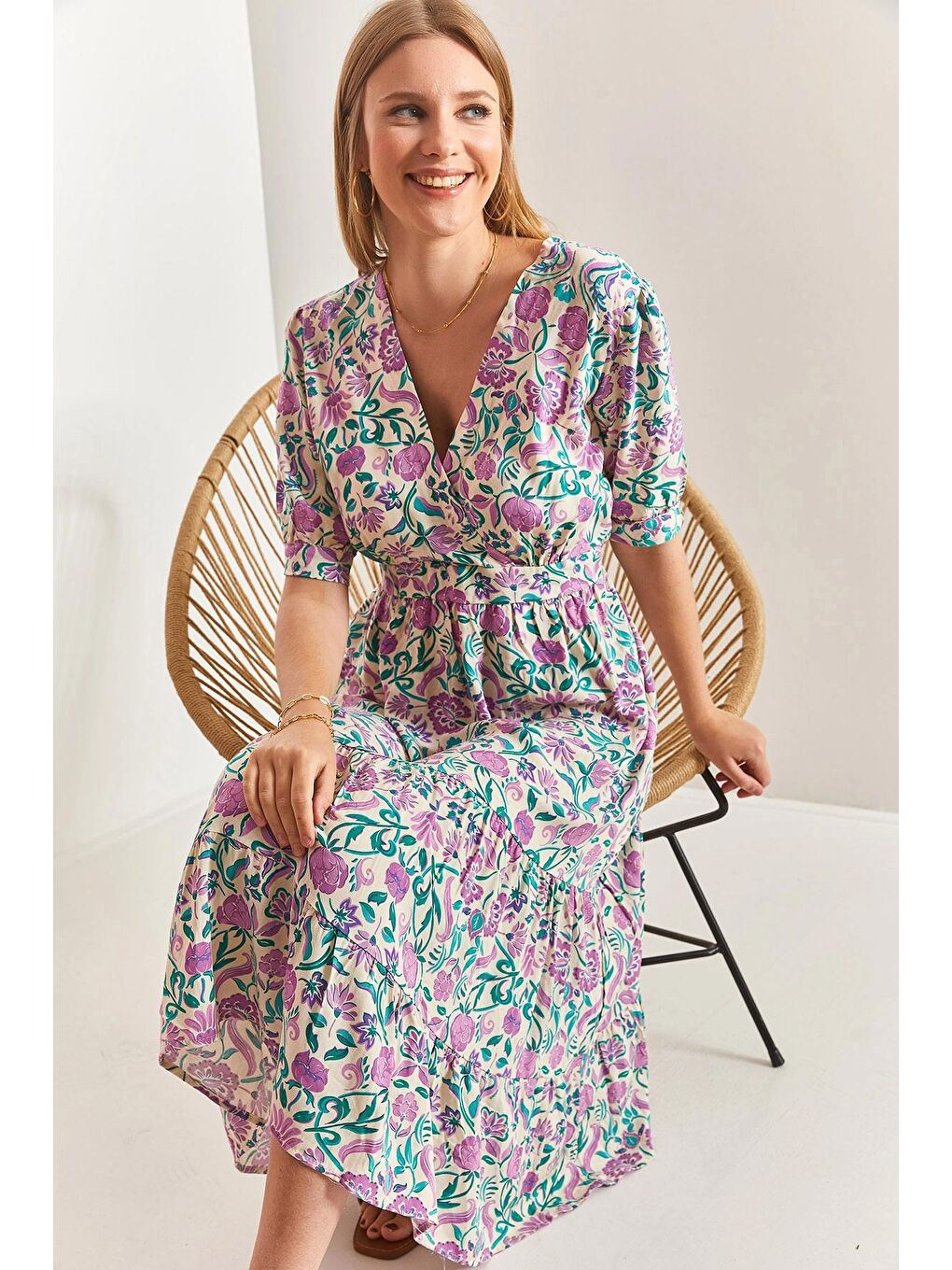 Beyaz Kadın Kısa Kol Kruvaze Yaka Viskon Elbise-4