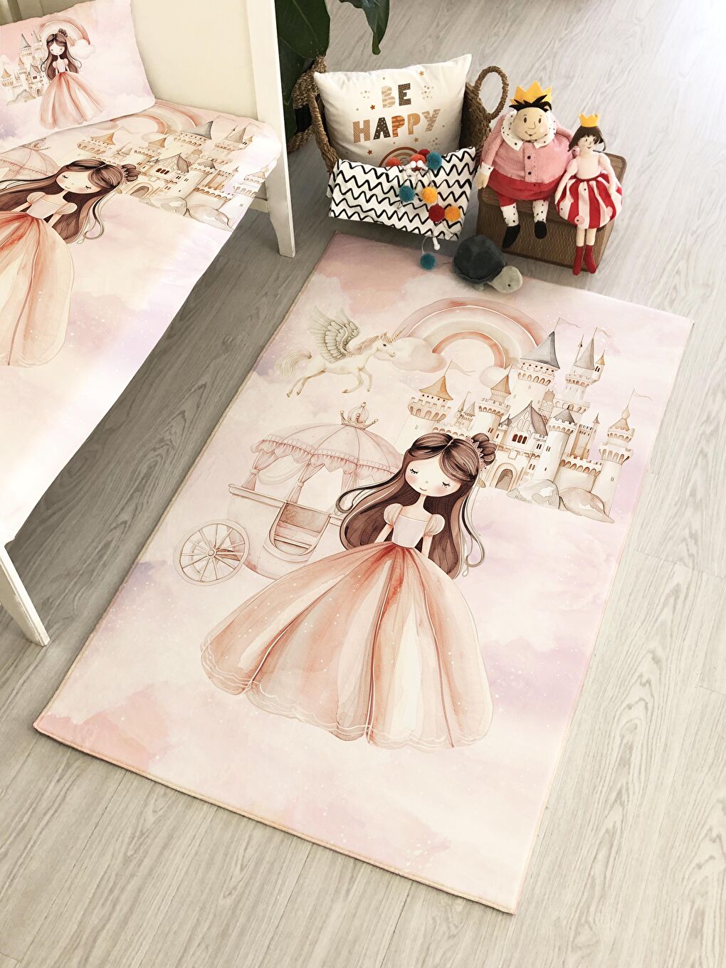 Karışık Masal Prensesi Desenli Baskılı Bebek Ve Çocuk Halısı 100x150 cm
