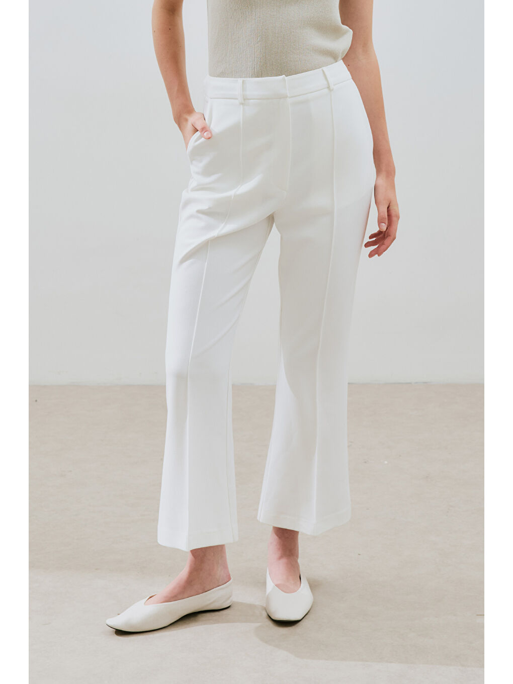 Dikiş Detaylı Flare Pantolon Ekru-3