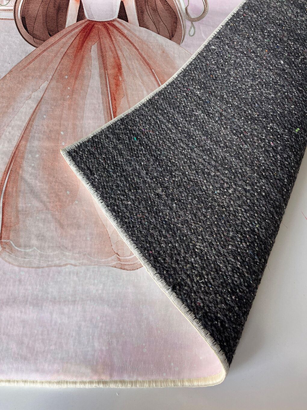 Karışık Masal Prensesi Desenli Baskılı Bebek Ve Çocuk Halısı 100x150 cm-2