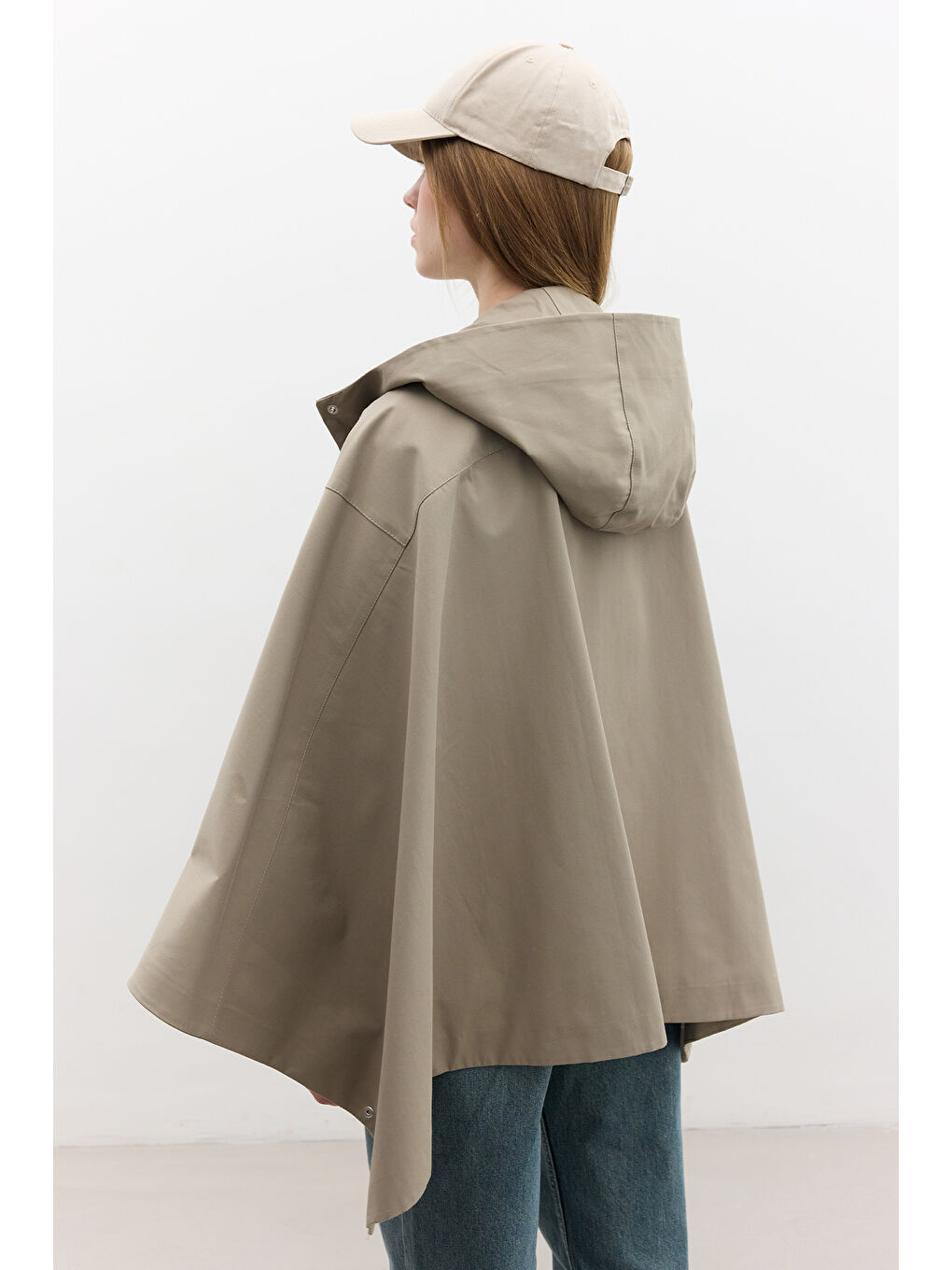 Yeşil Çanta Detaylı Pelerin Trençkot Çağla-2