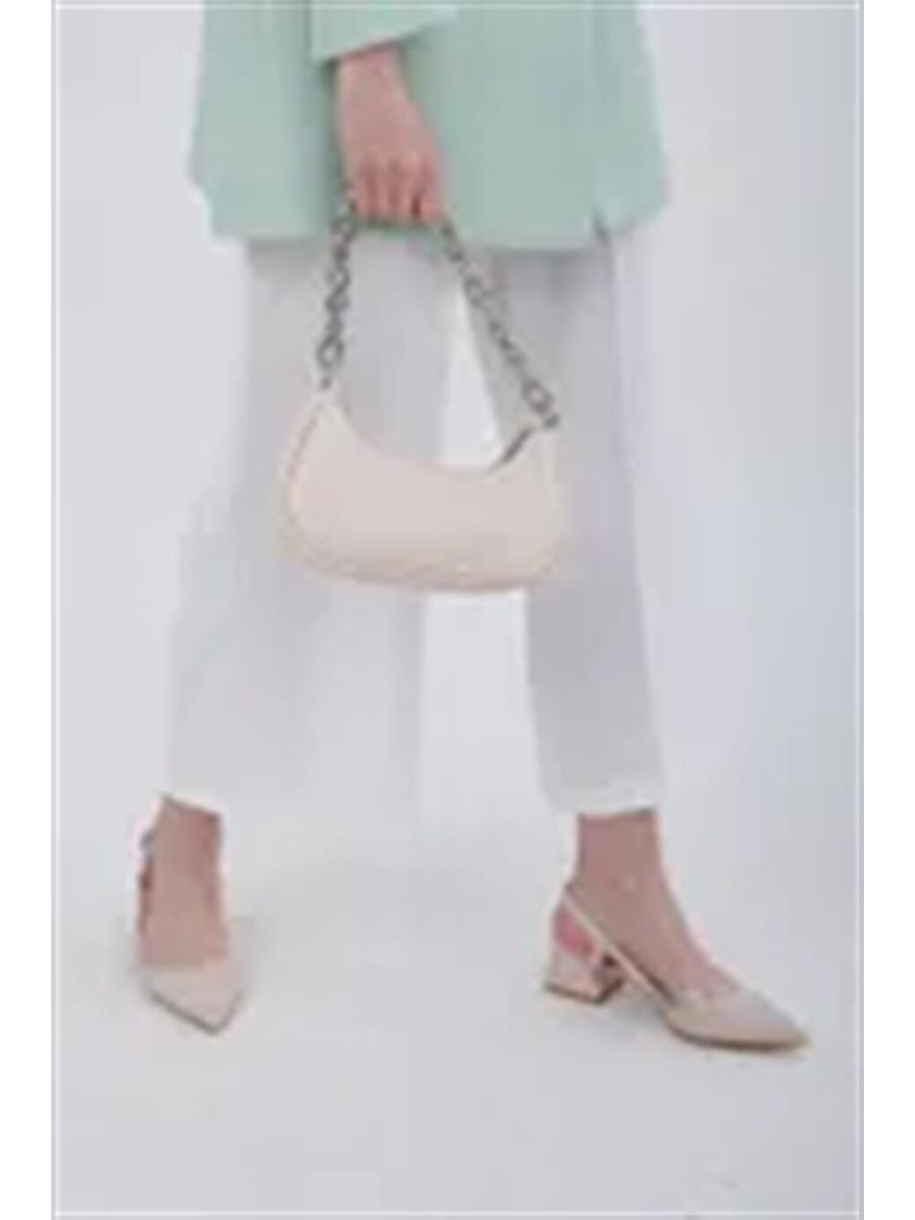 Ekru Kroko Desenli Zincir Askılı Baguette Çanta Krem