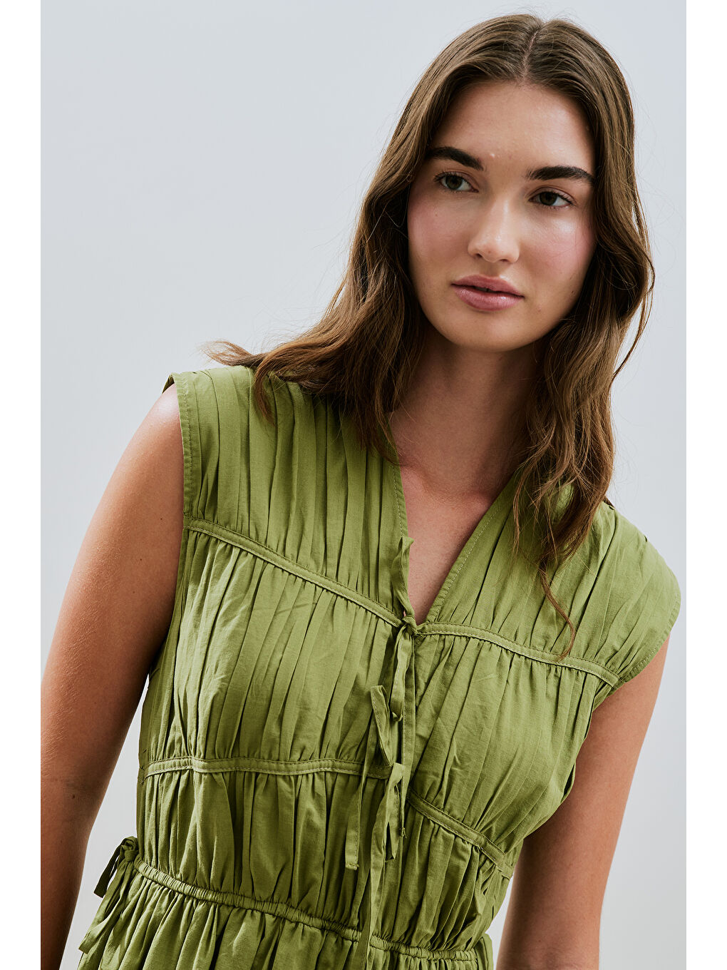 Büzgülü Bağlama Detaylı Elbise Yeşil-2