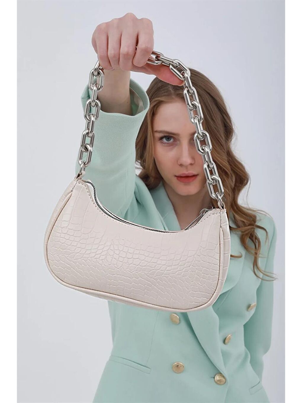 Ekru Kroko Desenli Zincir Askılı Baguette Çanta Krem-2