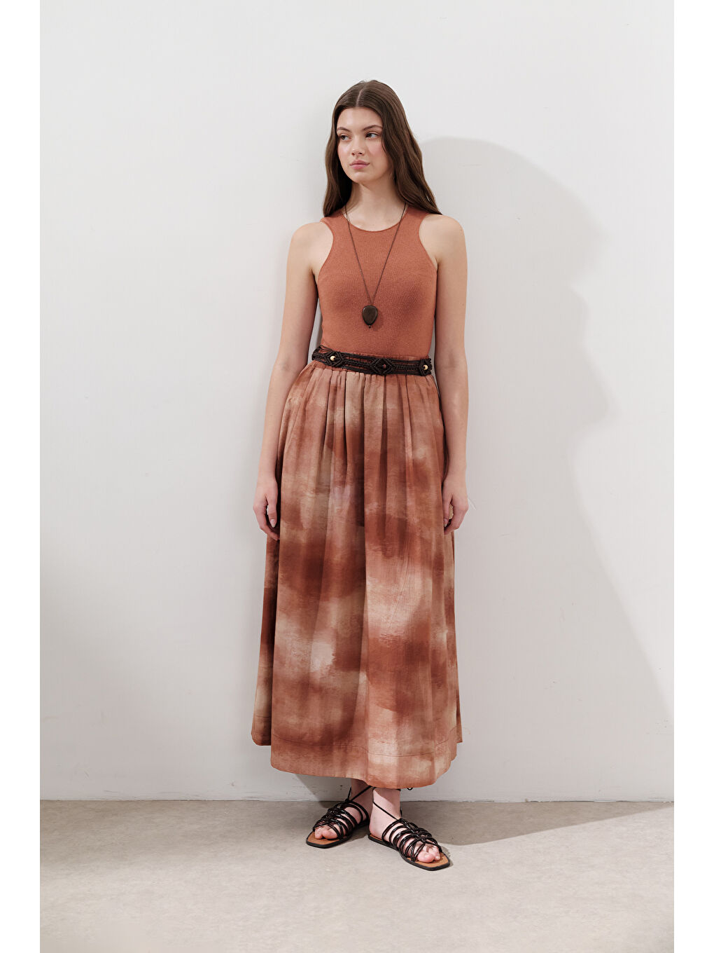 Kahverengi Desenli Pamuklu Hafif Etek Kiremit-6