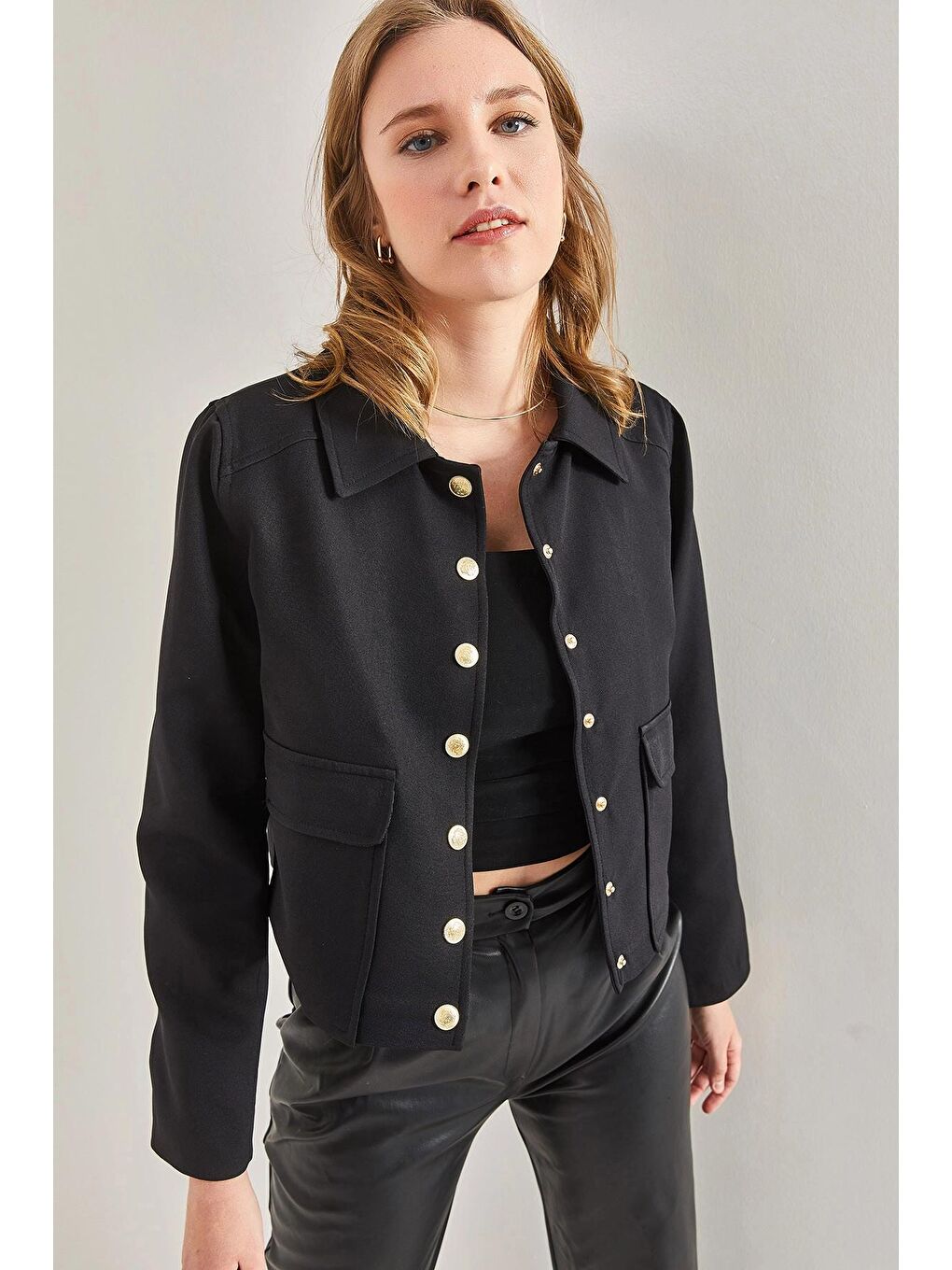 Siyah Kadın Polo Yaka Astarlı Torba Cepli Ceket-3