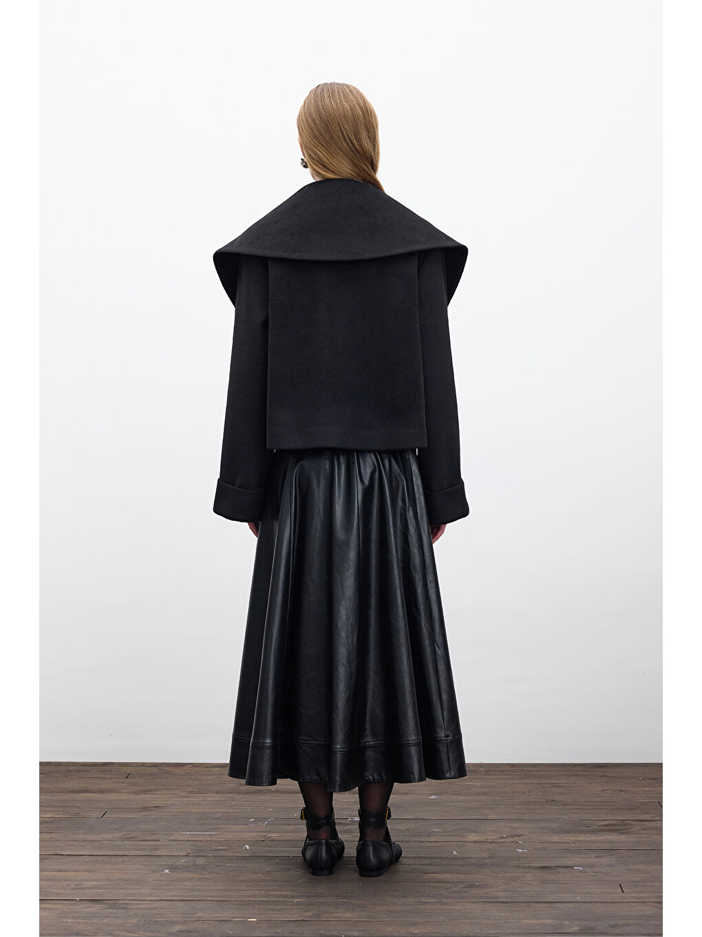 Tokalı Kaşe Kaban Siyah-7