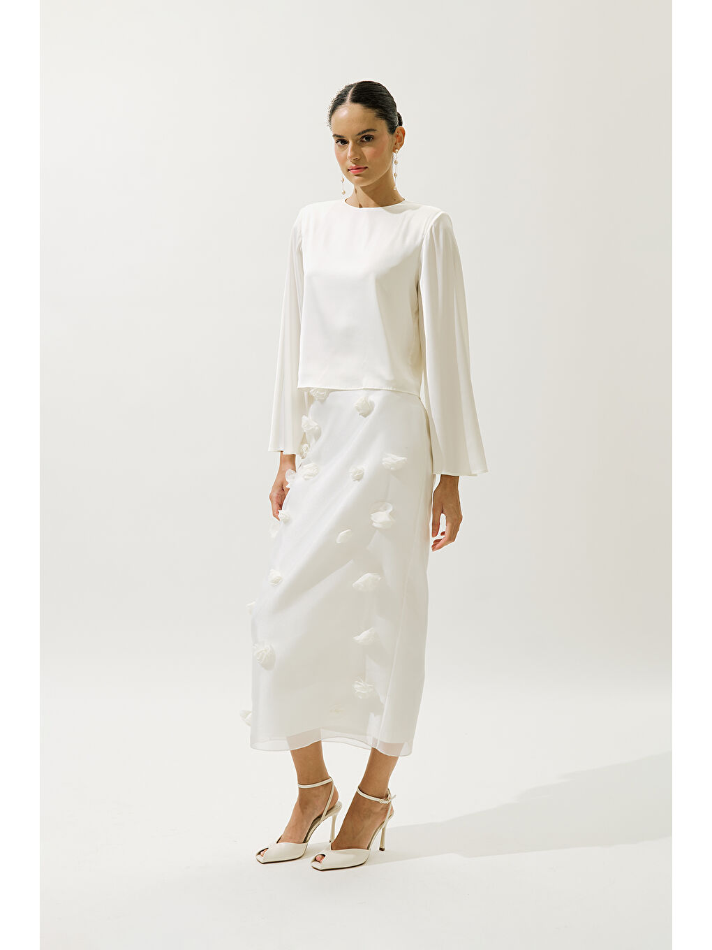 Çiçek Aplikeli Kalem Etek Ekru-6