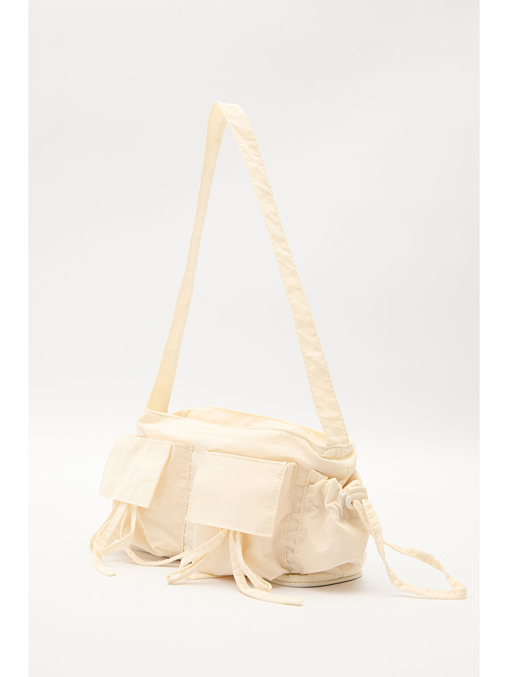 Bej Cep Detaylı Bağcıklı Çanta Vanilya-5