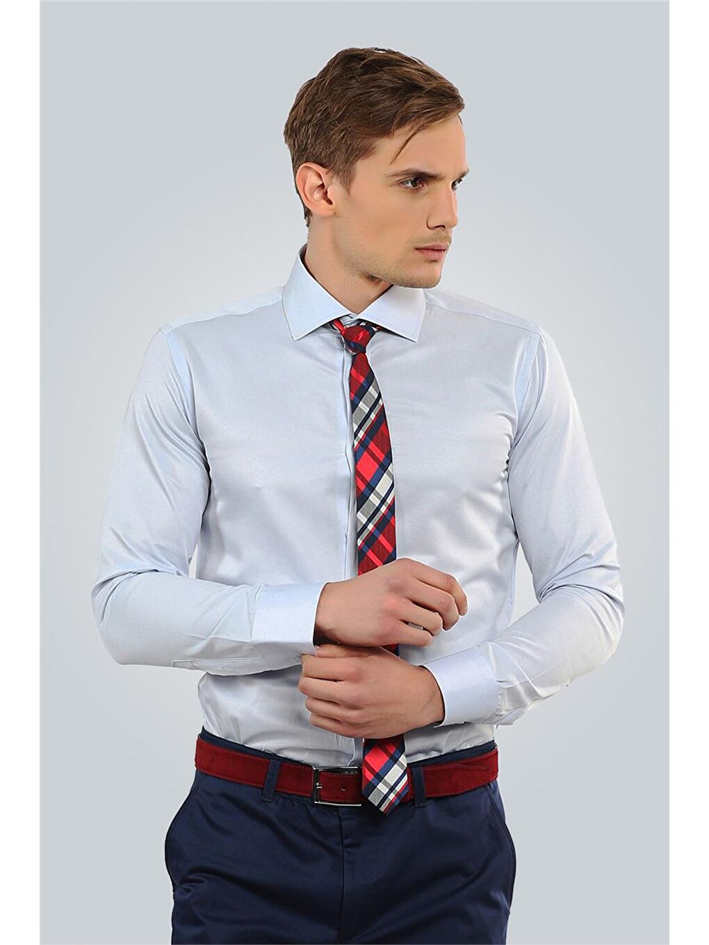 Mavi Modern Fit Dar Kesim Düz Saten Erkek Gömlek-1