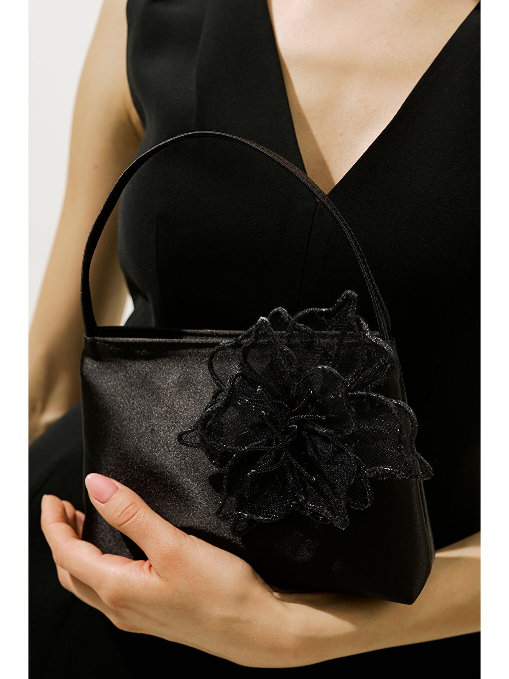 Çiçek Detaylı Mini Abiye Çanta Siyah-3