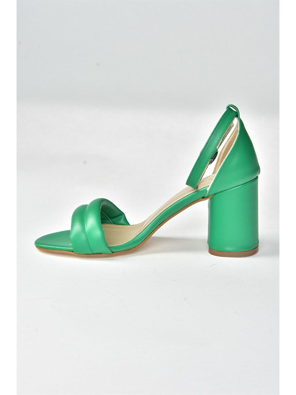 Yeşil Tek Bant Kalın Topuklu Kadın Ayakkabı M518190309-4