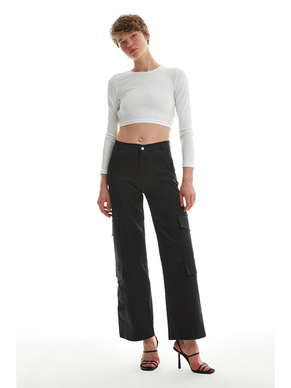 QUZU Ekru Cut Out Zincirli Crop Bluz Ekru - 2