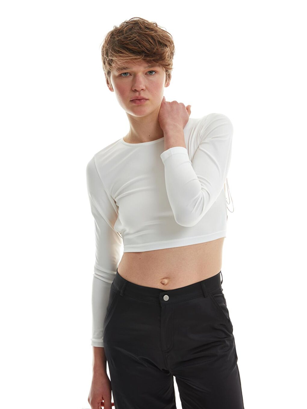 QUZU Ekru Cut Out Zincirli Crop Bluz Ekru - 3