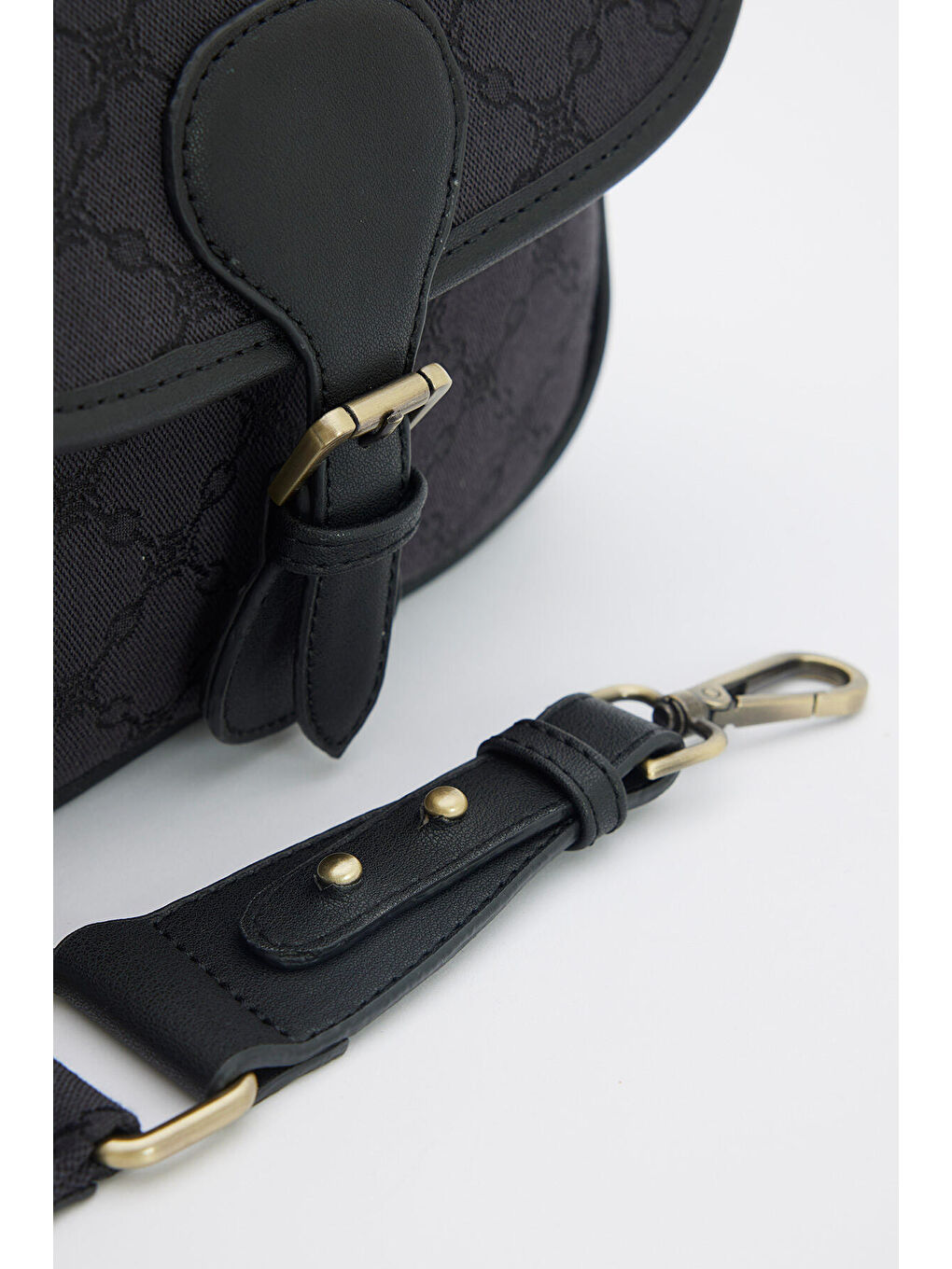 Olıvıa Kapaklı Çanta Siyah-5